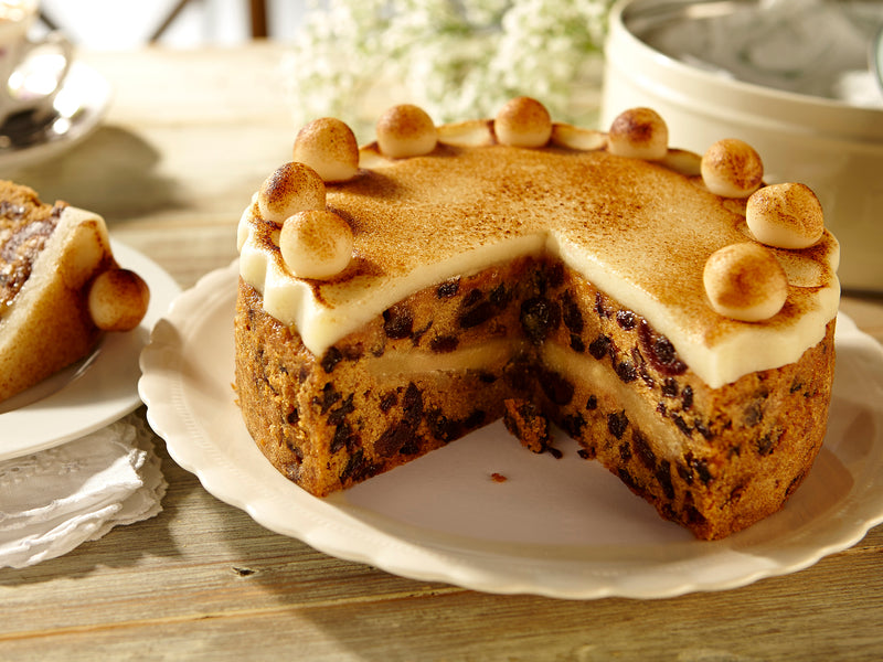 Blunder Simnel Cake with or without Gift Tin