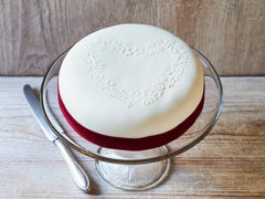 Single Tier Heart Celebration Cake !
