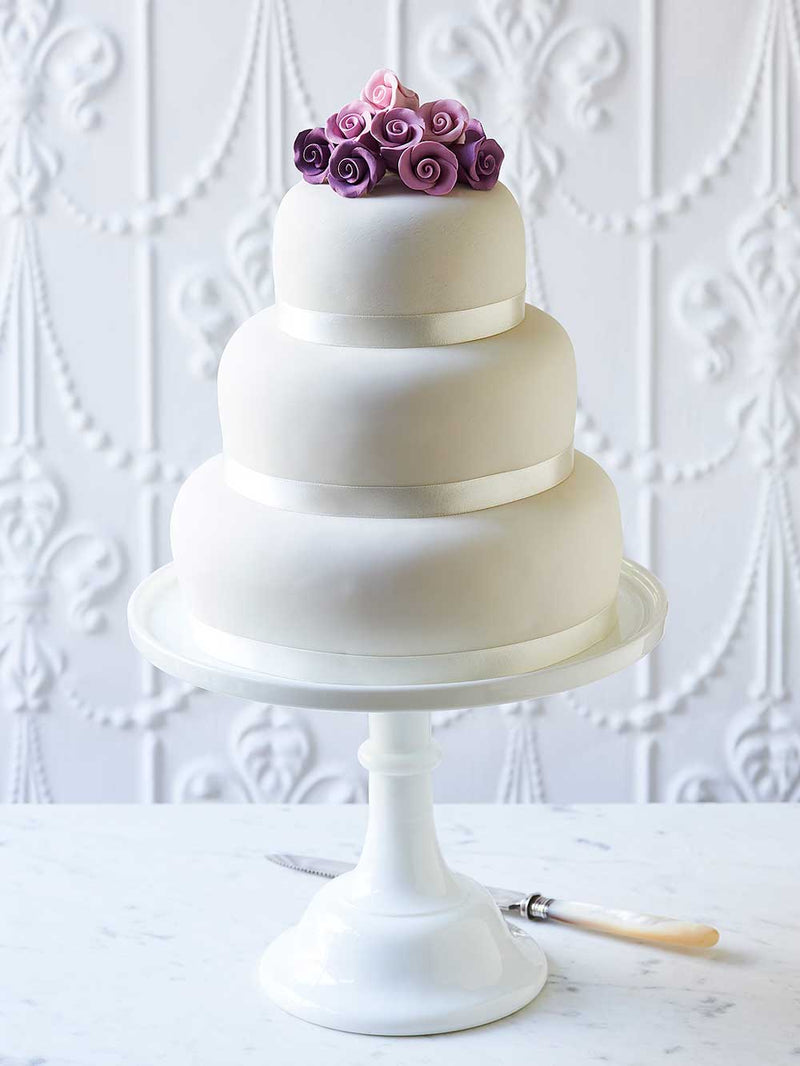 3 tier white wedding cake with soft pink fresh roses. | Beautiful wedding  cakes, Floral wedding cakes, Wedding cakes